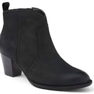 COPY - Vionic Upright Raina 6.5Wide Width Ankle Boot Concealed Orthotic Arch Su…